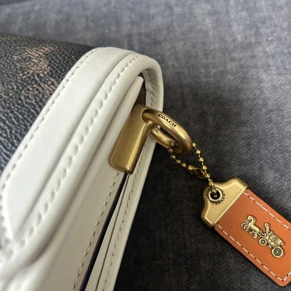 Coach Hero Crossbody - Picture 5 of 14